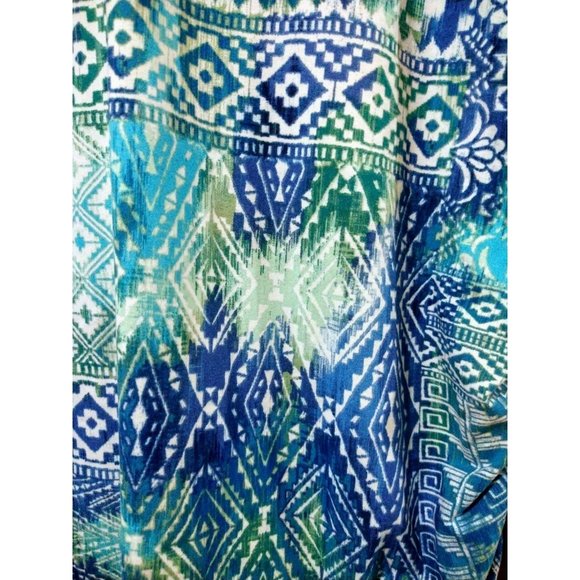 Casual Geometric Turquoise Blouse - Picture 5 of 7